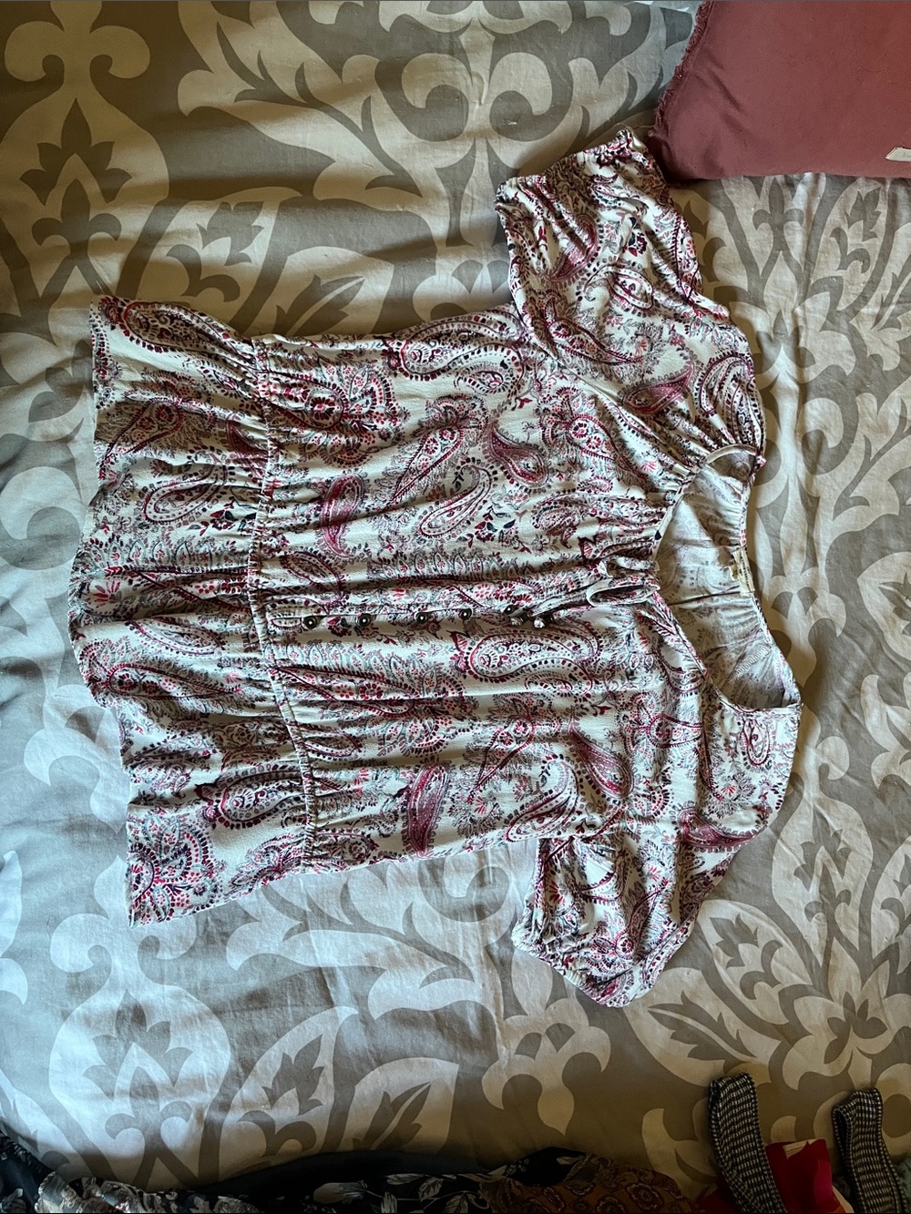Cream Paisley Button-Front Peplum Blouse with Pink Accents - Picture 2 of 2
